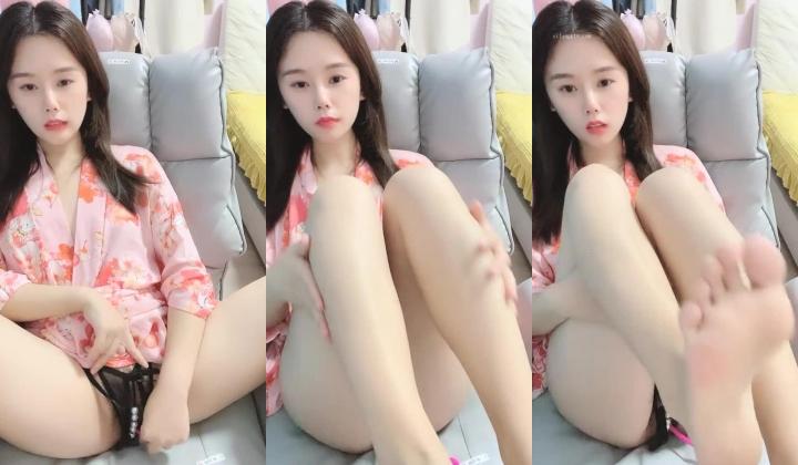 撸管推荐！超级超级漂亮~【你的哩哩哩】自慰高潮！狂喷水~清纯美丽的小姐姐，淫态尽显露！！