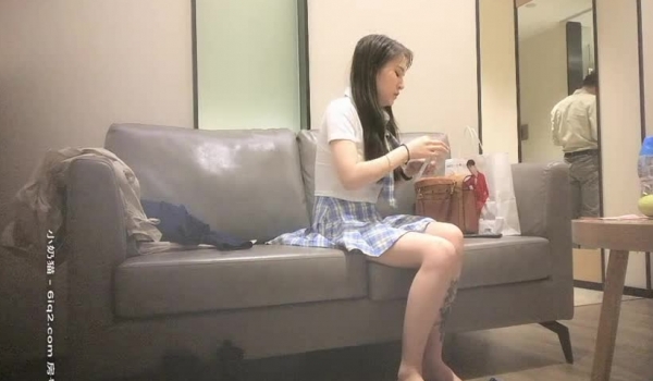 91沈先生探花约了个风衣腿上纹身萌妹子啪啪，换上JK装扣逼后入抬腿侧入大力猛操