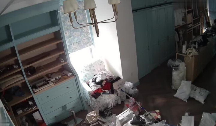 ️【破解摄像头】性瘾少妇频繁自慰 每月高达二十次！
