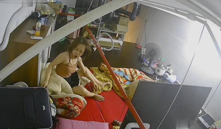 【极品稀缺 ️破解摄像头】极品服务员宿舍日常 ️小姐姐年轻美乳好坚挺 穿搭职业装制服很有气质 距