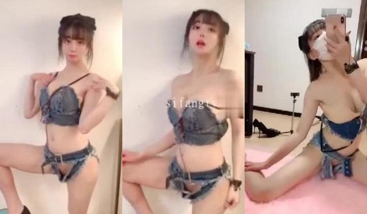 神仙级大眼萌女纸，开档性感牛仔衣，跳艳舞发骚娇喘 好SEX好诱惑！