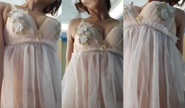 【最新性爱 ️淫荡母狗】白皙爆奶骚少妇『Couple』十月新作 制服诱惑欲海妖姬 激情3P前怼后