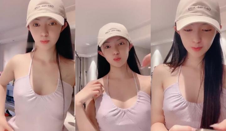 年度最佳新女神上榜【希腊爱神美蛇蛇】简直不敢相信咪咪爆出 情趣蕾丝，小嫩逼也分享出来了！