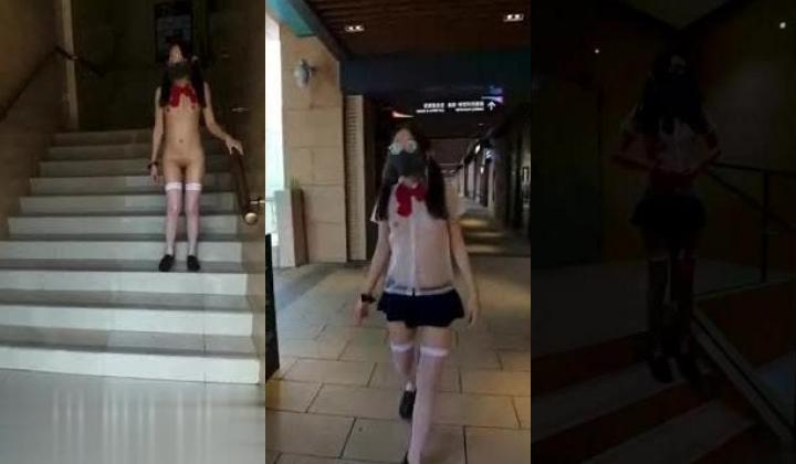 推特露女神FSS冯珊珊最全全集 大尺度 裸夜走 狗爬尿 多次被路人看见 十分淡定