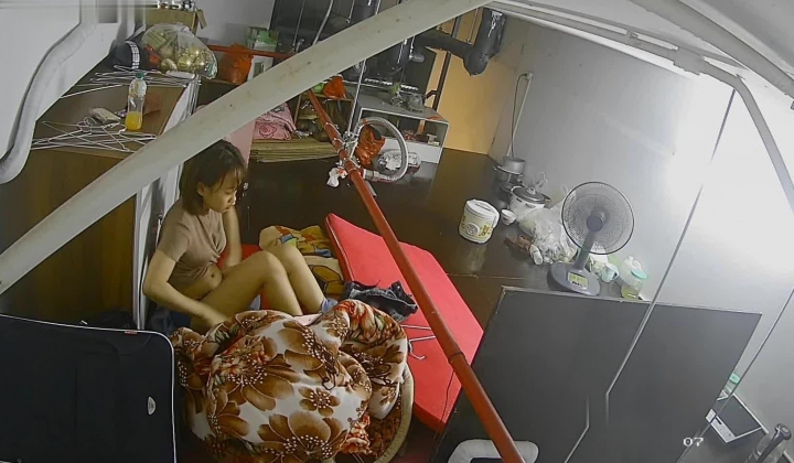 【极品稀缺 ️破解摄像头】极品服务员宿舍日常 ️小姐姐年轻美乳好坚挺 穿搭职业装制服很有气质 距