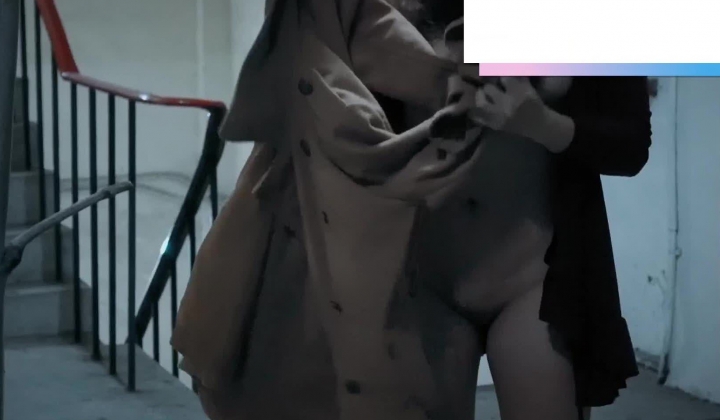 推特顶级反差美娇娘【性感妻子妮娜】劲爆私拍福利，户外公共场合露出紫薇啪啪