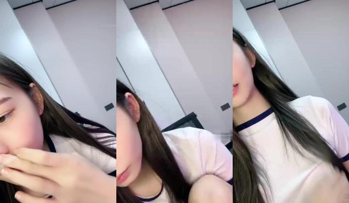 人气女神来袭，明星颜值，大美女，【广州大学生】，身材曼妙前凸后翘，白浆从洞洞流出