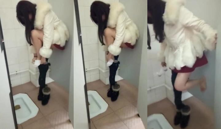 《重磅 隐私曝光》渣男分手后报复流出~徐州学生妹小赵与校男友不雅露脸自拍~毒龙肛交SM野战教室口