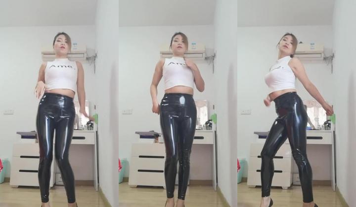 熟女广场舞【娟娟】绅士视角广场舞，原档无水印，露奶露逼，淫语调教，熟女控必入
