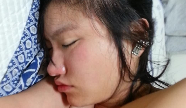 极品韩国妹子，清纯可爱被下药迷奸，而且还是无套内射
