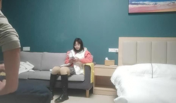 精品探花19 极品乡村19岁新学妹新人小夏主打乡村学妹风有望成为新一代探花领军人物