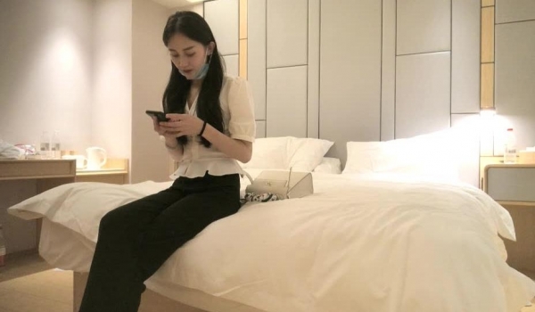 小宝寻花35极品网红脸少妇高颜值窈窕淑女小宝说你要是我老婆就好了