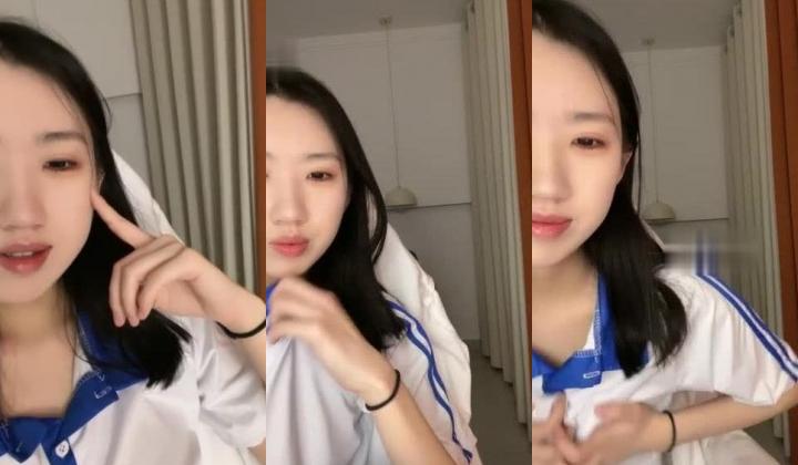 重磅！兄弟们！最正宗校花来啦，【麻辣香锅】，大学生，完美身材，阴毛这么旺盛欲望强烈
