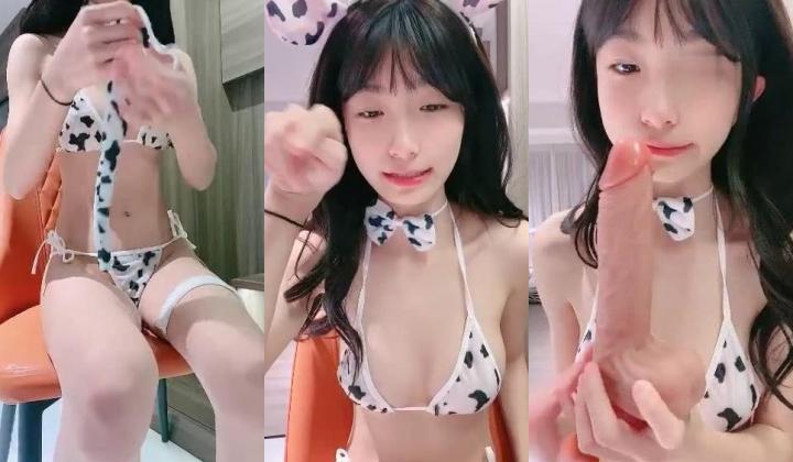 你浅浅的微笑就像乌梅子酱！【呜崽酱】19岁学妹在酒店~小妹妹这么瘦，胸却是又大又圆又挺