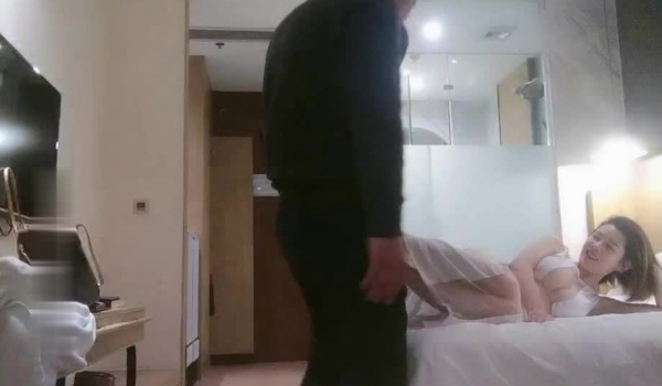 全国探花约的老公外出打工,很久没性生活非常主动的少妇激情啪啪