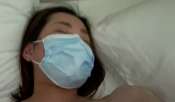 迷奸单位刚离婚的少妇，第二弹 捆绑 翻眼 玩尿道 后入爽歪歪29V 100P，后入的时候有点醒