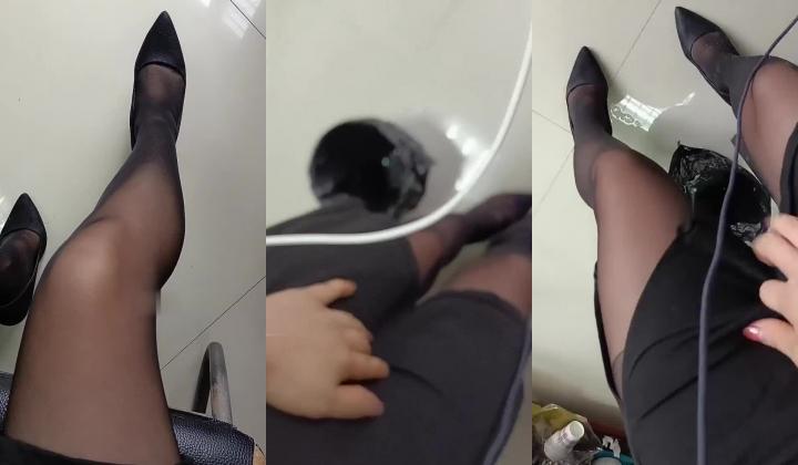 【漂亮女老师】24岁川大在职女硕士边上课跳蛋狂震猛喷--亮出了录取通知书，985的研究生也这么骚