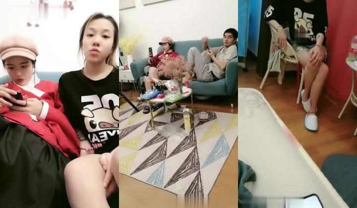 两个刚成年的闺蜜两萝莉美眉被三个吊丝男骗到婚纱店试穿婚纱淫乱5P