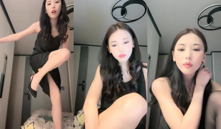 很火爆的女神，回归颜值区了，翻版柳岩，貌美如花，【西北北】，粉嘟嘟的鲍鱼，小菊花完美收缩，刺激好