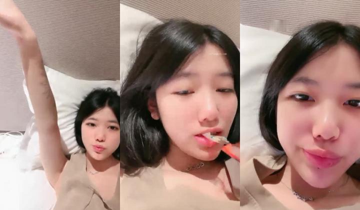 核弹！高人气裸舞女神~20小时~【阿楚】全新姿势~撸点极高~ 女神终于尺度大开~！揉穴自慰，长腿