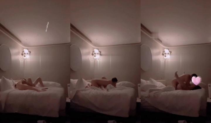 万人追踪推特上流社会白富美S级身材女神【海绵爸爸】淫乱私拍各路金主参加4P群P女女不堪入目