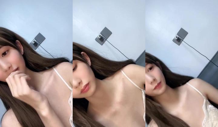 天使下凡【深圳大学生】颜值超能打 小仙女惊鸿一现足以惊艳全场 小逼逼粉红多汁可口，推荐！