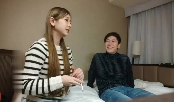 日本嫖妓系列精品【东京男优探花】日男优东京约条纹衣女优 干完还讨论新冠和奥运会，这次妹子颜值不错