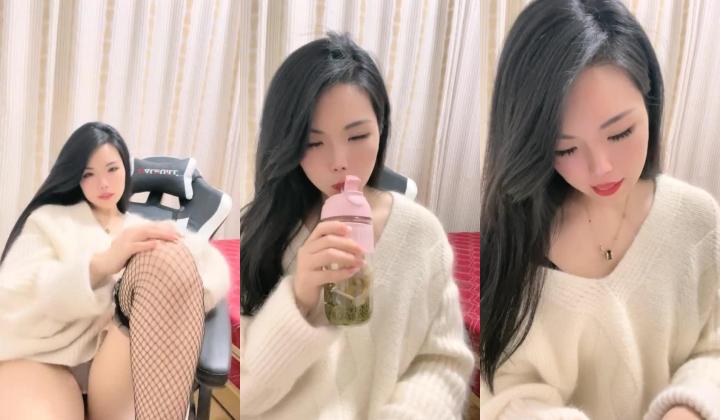 核弹！变态双御姐~20小时~【77吃不饱】呕吐~喝尿~双飞喷水！
