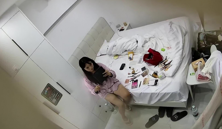 超美的高颜值学生妹御姐，妥妥的小仙女一枚！和帅气男友玩捆绑SM，竟干了4次