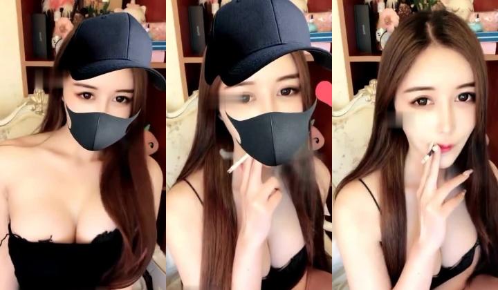 【巨乳尤物】长相狐媚的高颜值美女黑裙揉奶大秀 丰硕高耸雪白的乳房看得人发晕 骚浪娇吟不断