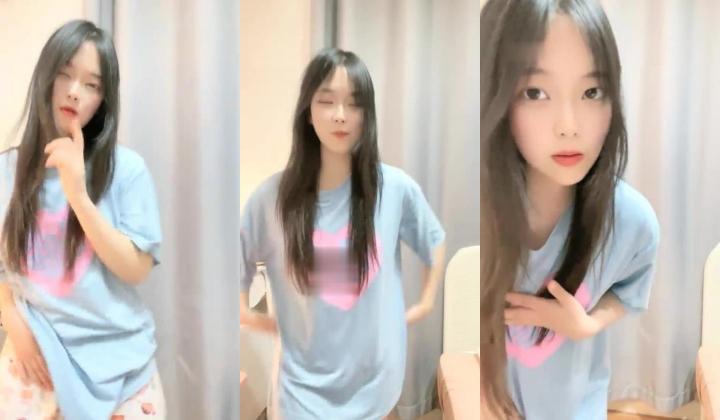 邻家少女下海直播！【叶萝莉】活泼可爱颜值很高身材好，全身上下充满了少女的气息！