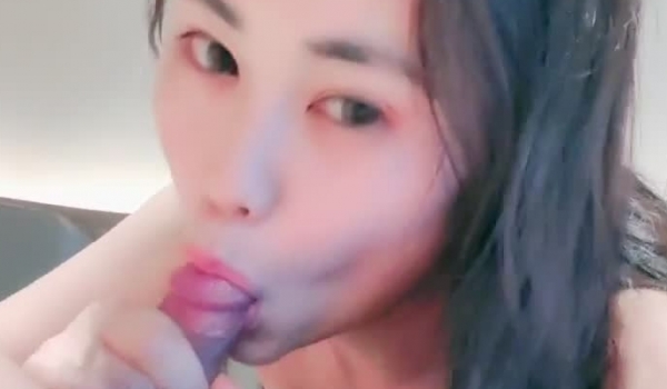 G奶御姐被干了~【99年美术老师】身材完美 肤白貌美 口爆~喷水~狂射中~
