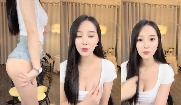 正宗绿播女神下海！顶级颜值~【做你意中人】长腿超级甜美御姐上线自慰，腿型很美 露点极高！逼还是粉