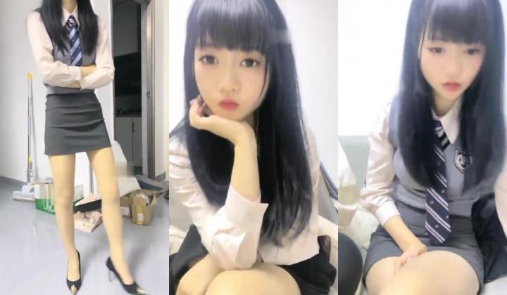 梦寐以求的多位校花级美女 【喜】收费房 无套开干