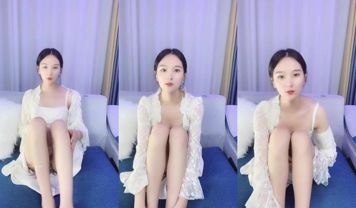 超级高档御姐！长得像明星童X，无敌甜美大长腿，把美腿伸直了自慰，高价密码房，声音甜美喜欢唠嗑，9