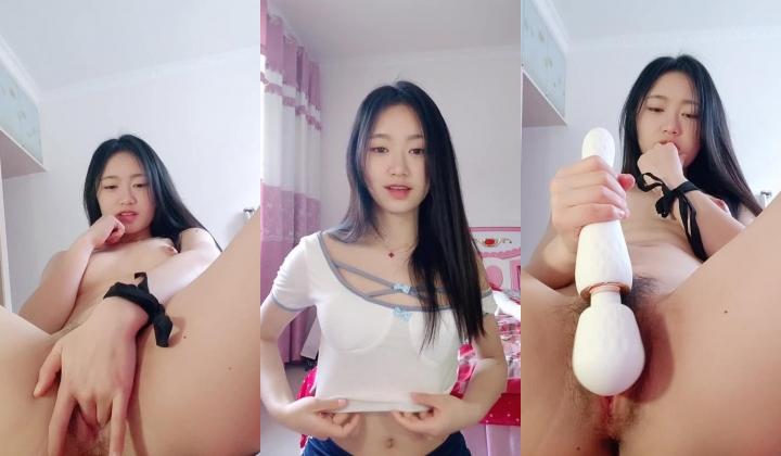 在校艺术院花-顶点- 真的很欲哎，谁看了不想奶一口，自慰起来 太骚气无比！