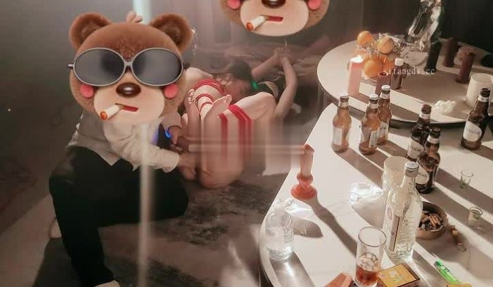 重庆 调教多位女奴3P4P淫乱高价VIP视频福利合集