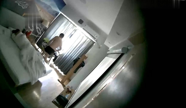 完美清晰视角欣赏数对男女教科书式造爱现场反差萝莉小美女情趣挑逗床上骚劲真是极品中的极品