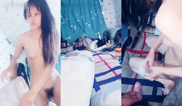 19岁淫荡妹妹双人啪啪高一半老妈进来，继续啪啪口交后入性感屁股内射