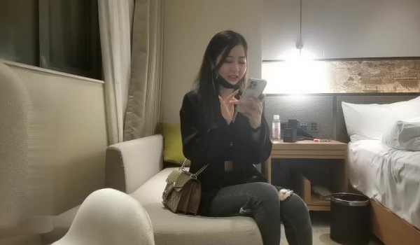【文轩探花】门票97，舞蹈系学妹就地过年，出来背着男友兼职，蜂腰翘臀美腿，一顿输出爽到高潮