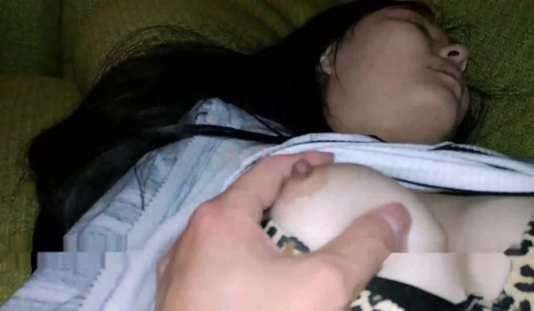 【MJ作品】极品推荐 ️外站经典流出汇集众多部妹子遭猥琐男迷晕迷玩强J系列 有好几位颜值身材挺不