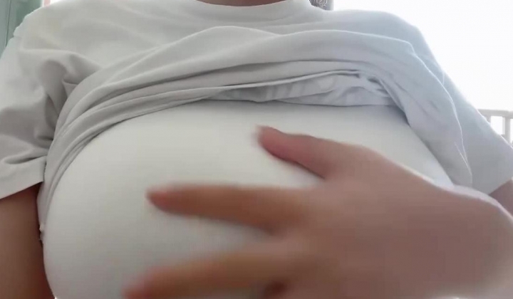 推特巨乳鉴定官「爱大奶的索隆哥」，网调K罩杯巨乳少妇，BBW大奶母狗约炮标杆级大神！