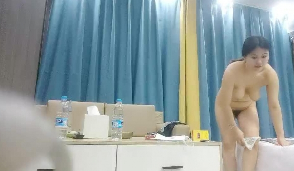 【老万探花】新人探花 约操白皙小少妇 白臀高耸卖力口交 观音坐莲激情啪啪