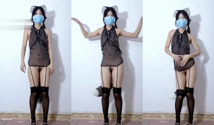 青春无敌 推特人气可甜可盐清纯活泼女神【董香】高价私拍，裸舞、自慰、露出、调教、放尿舞跳的好又特