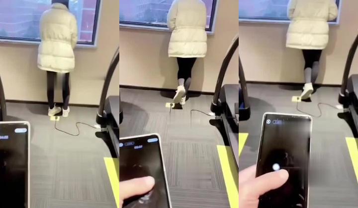 山东绿帽癖夫妻，【小气质夫妇小熊维尼】，极品人妻，约单男3P，两人空间做爱