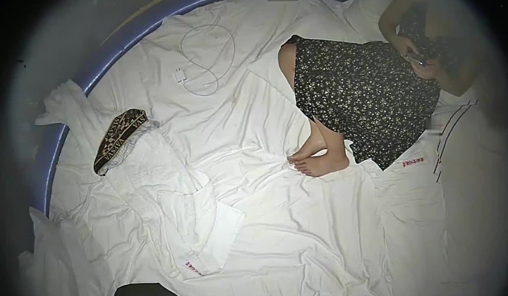 酒店摄像头偷拍 碎花裙端庄乖乖女解除封印后变身小野马疯狂榨取