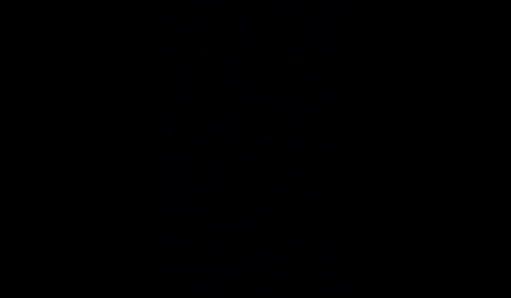 二部非常有看点的年轻小嫩妹洗香香~第一个貌似用花洒水流自慰~第二个被发现赶紧撤离又来个回马枪