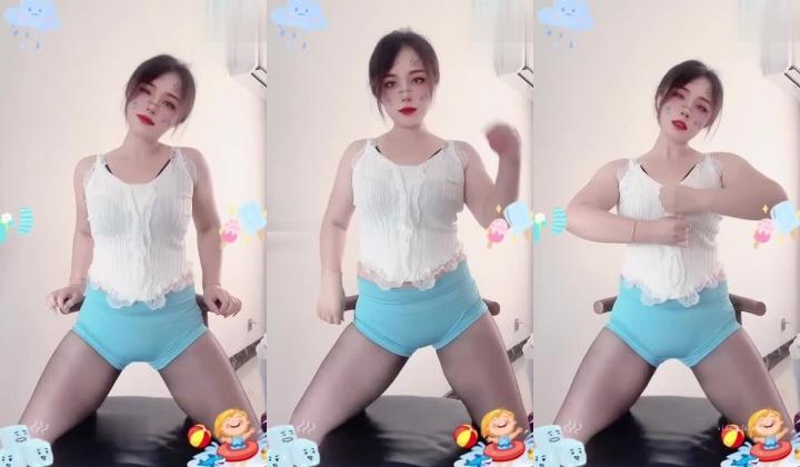快手颜值少妇【完全无视】颜值肥臀，自慰诱惑，卡点广场舞