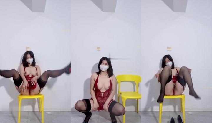 抖音 大奶 网红 熟女 少妇@是懒宝 高价 定制！自慰+裸舞