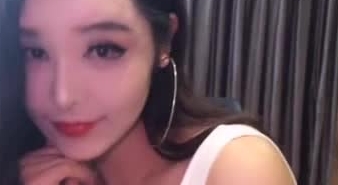 高颜值御姐美女主播小范冰冰 一多自慰大秀 身材很棒该大的大该细的细 自慰插穴很是淫荡